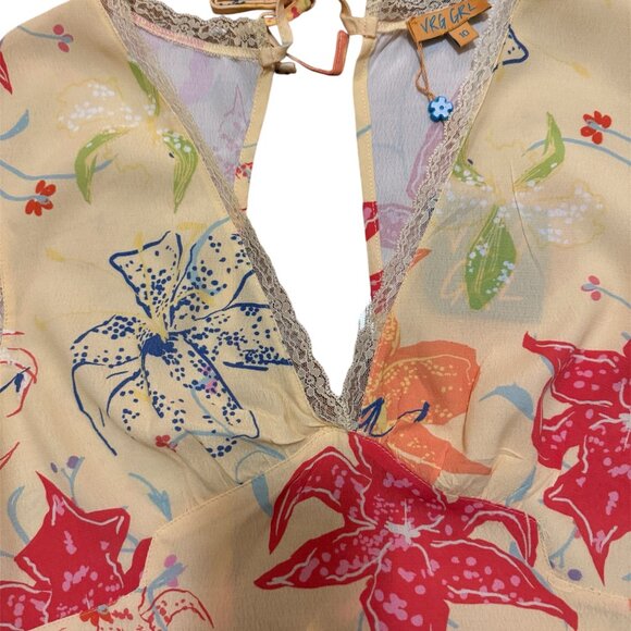 VRG GRL- OPEN TIE BACK- FLORAL- SIZE 10 TOP - Picture 3 of 4
